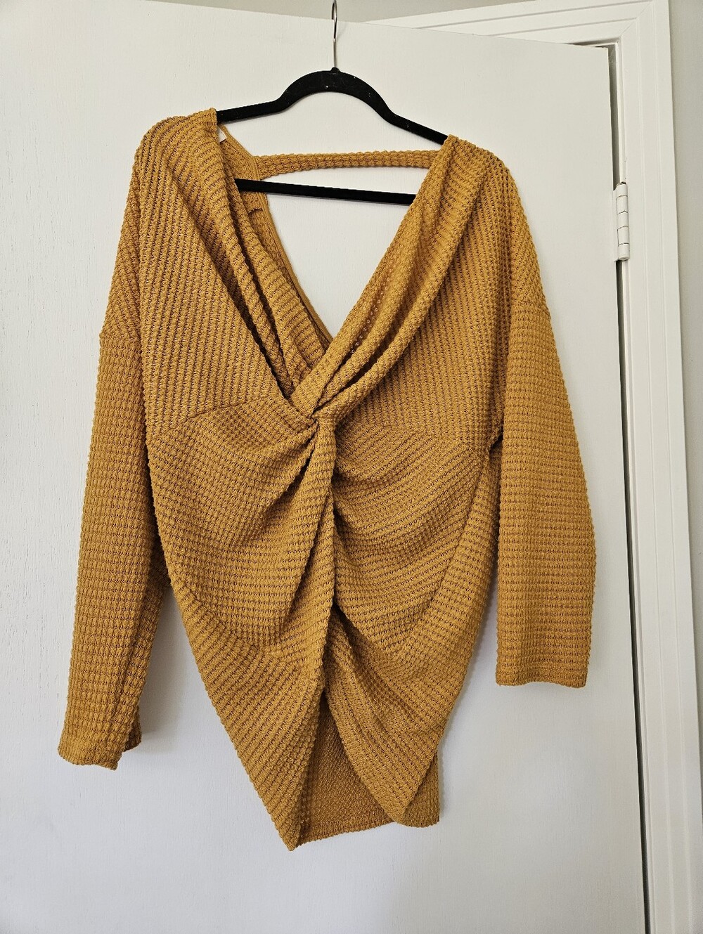 Three Bird Nest Mustard Yellow Waffle Knit Twist Front Top Size Large